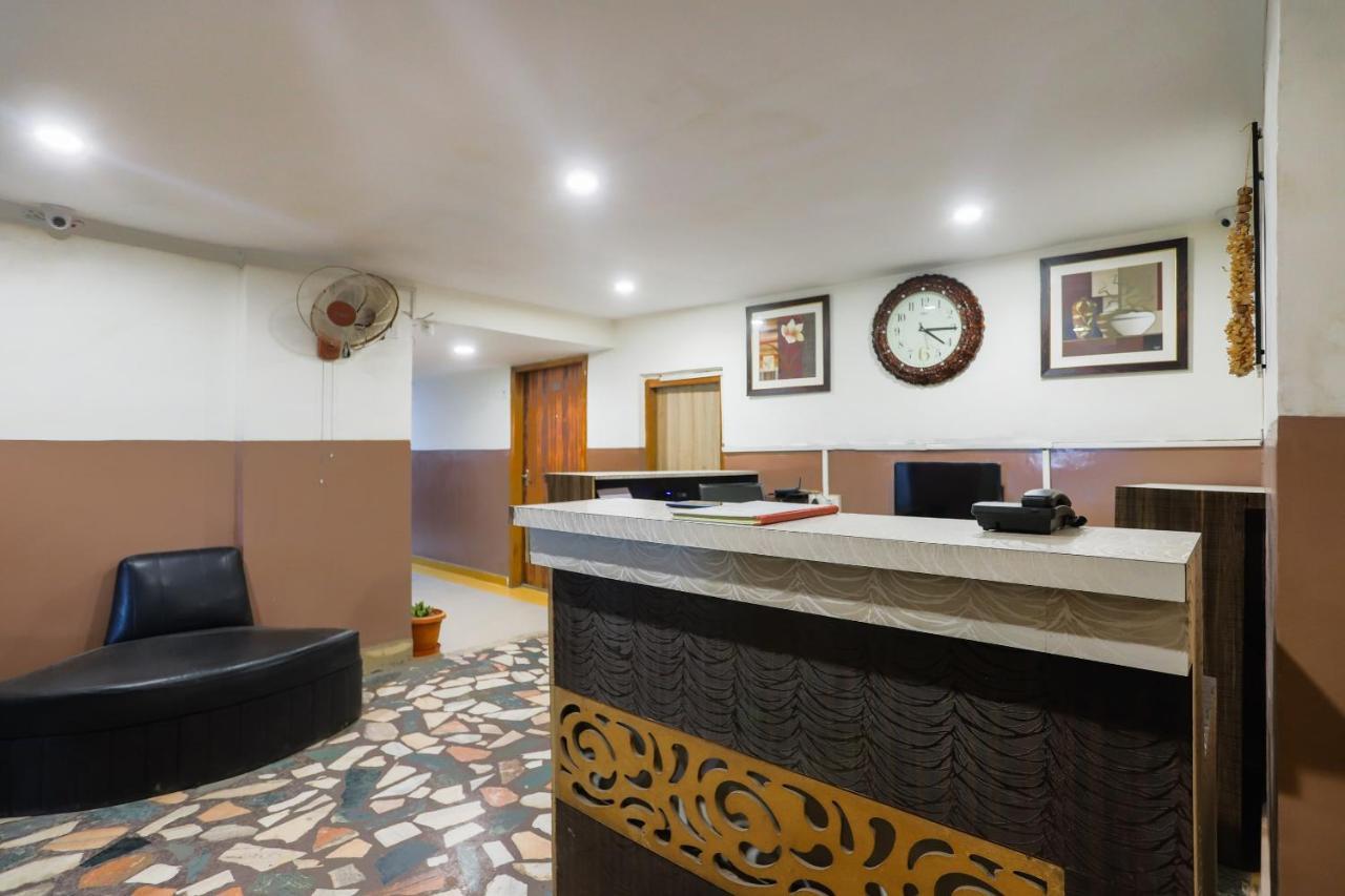 Oyo 70146 S S P Guest House Варанасі Екстер'єр фото